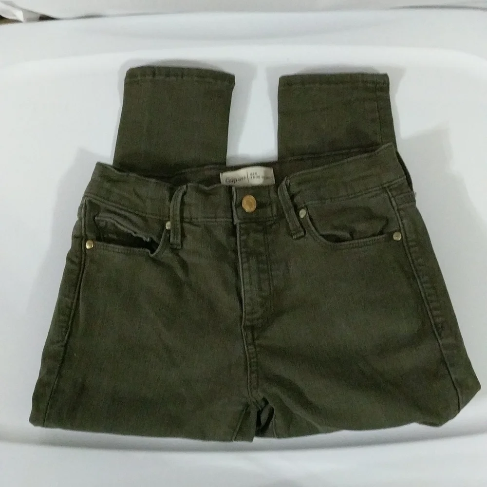 Gap Olive Green True Skinny Jeans - size 00/24